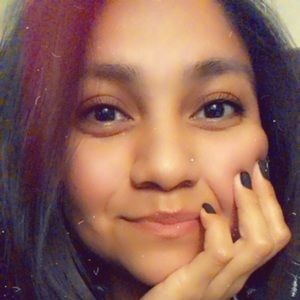 Meet your Posher, Eleana
